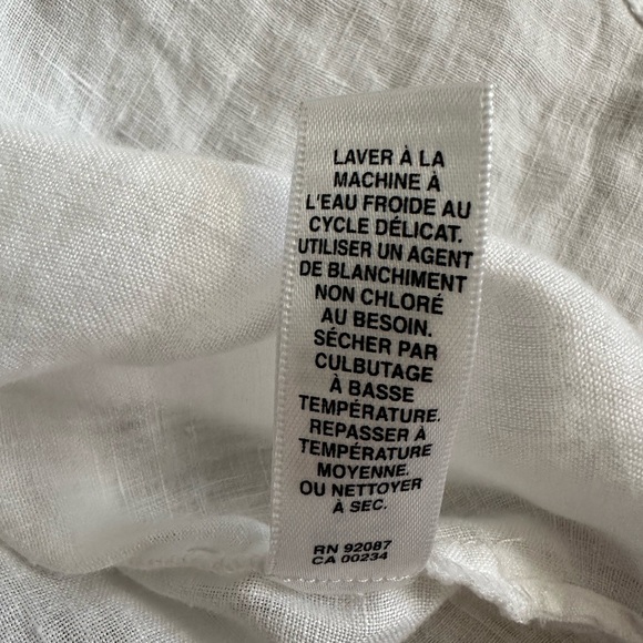 SAKS FIFTH AVENUE White 100% linen Off-Shoulder Blouse - Picture 9 of 9